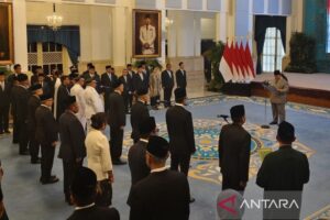 Daftar 25 pejabat & 10 Dubes yang dilantik Prabowo pada Oktober 2025