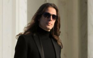 Bakat Saja Tidak Cukup, Kiko Loureiro Sarankan Musisi Muda Mempelajari Industri Musik