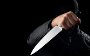 Diduga Gangguan Jiwa, Pria Ini Bacoki 13 Warga hingga Terkapar