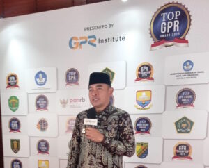 Mampu Kendalikan Komunikas Publik di Ranah Digital, Pemkab Tanah laut Sukses Diganjar Top GPR Awrad 2025