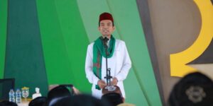UAS Saja Jadi Gubernur Riau