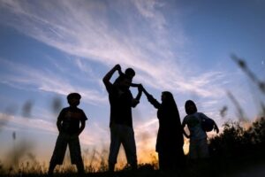 7 Tips Keluarga Harmonis ala Rasulullah SAW, Kaum Muslim Wajib Tahu!