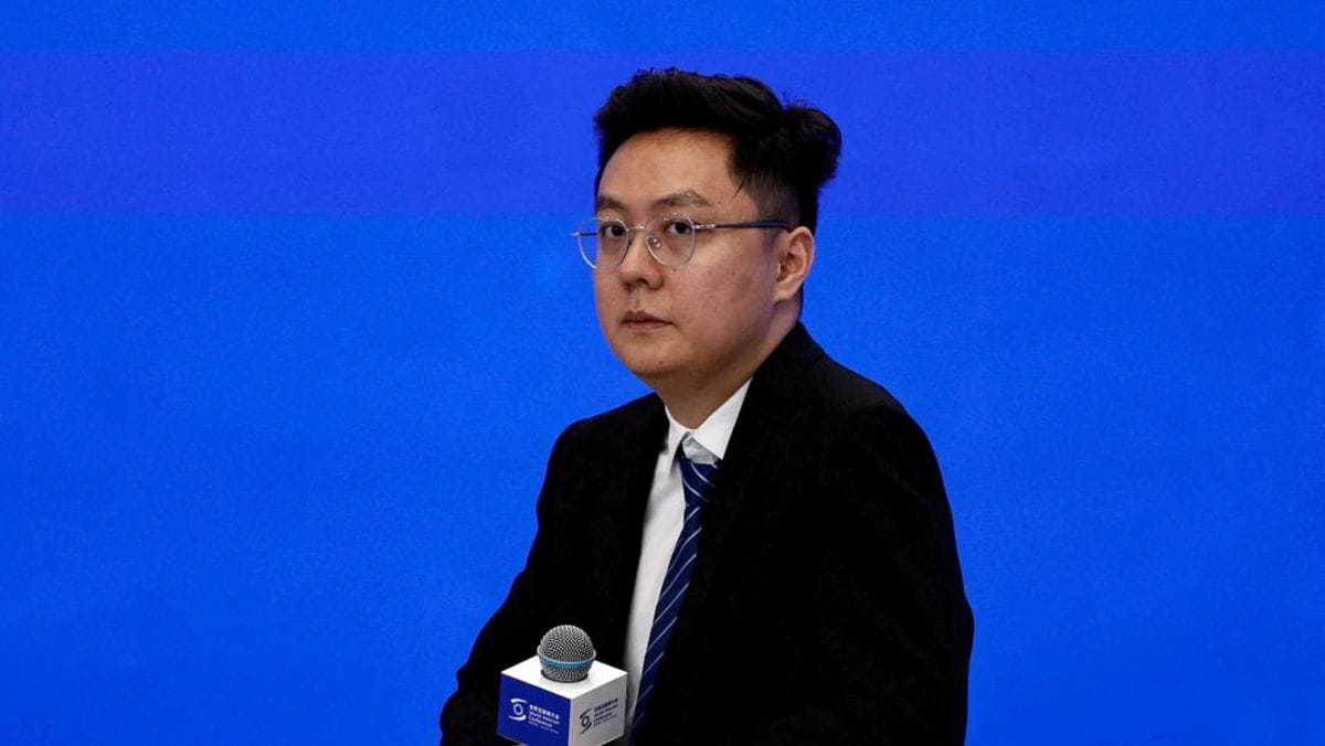 Pria China Obrak-abrik AS, Sekarang Kasih Peringatan Keras ke Dunia