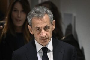 Meski Selalu Dikawal 2 Penjaga dan Memiliki Sel Terpisah, Sarkozy Sebut Kehidupan di Penjara seperti Mimpi Buruk