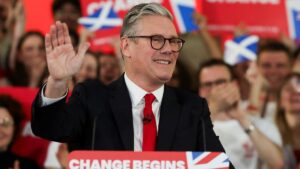 Geger Muncul 'Perang Saudara' di Inggris, PM Keir Starmer Mau Dikudeta