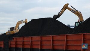 ESDM Pertimbangkan Naikkan DMO Batu Bara di Atas 25%, Ini Alasannya