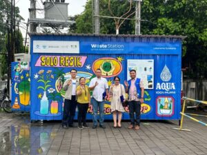 AQUA-Rekosistem Kolaborasi Hadirkan Waste Station di Lokananta Solo