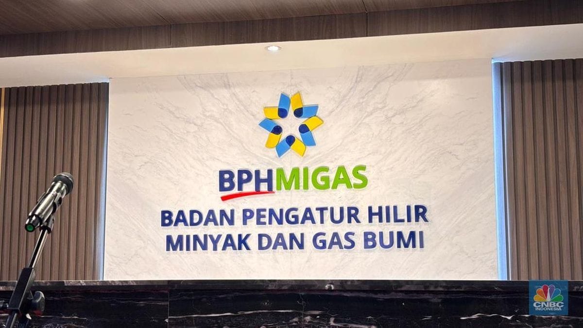 Lantik Anggota Komite BPH Migas, Ini Harapan Bahlil