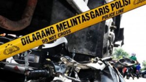 Pria Misterius Tewas Tertabrak Kereta Api di Cirebon, Potongan Tubuh Tercecer
