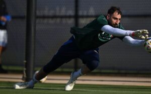 Moldova vs Italia: Rotasi Kiper, Vicario Jadi Starter dan Donnarumma di Bench