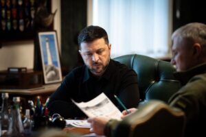 Sedang Perang Melawan Rusia, 2 Menteri Ukraina Malah Korupsi Besar-besaran