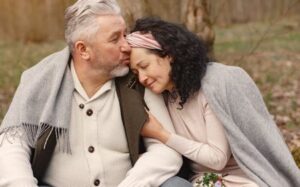 Usia Memasuki 50 Tahun? Ini Perubahan Seksual yang Bisa Terjadi