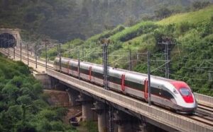 Khusus Bulan November, Beli Tiket Whoosh Rombongan Diskon 20 Persen