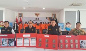 Jadi Kuli di Pusat Perbelanjaan Jakut, 14 WN China Diringkus!amp;nbsp;