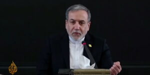 Iran Nyatakan Siap Perang dengan Amerika Serikat