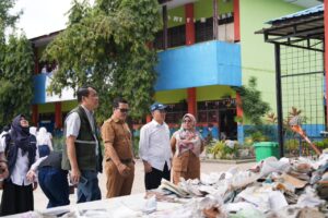 Sekolah di Medan Mulai Pulih Pascabanjir, Kemendikdasmen Salurkan Bantuan Pendidikan