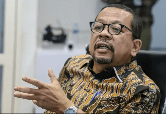 Membedah 'Modal Sosial' Diplomasi Prabowo: Merangkul Blok Barat hingga Poros Timur
